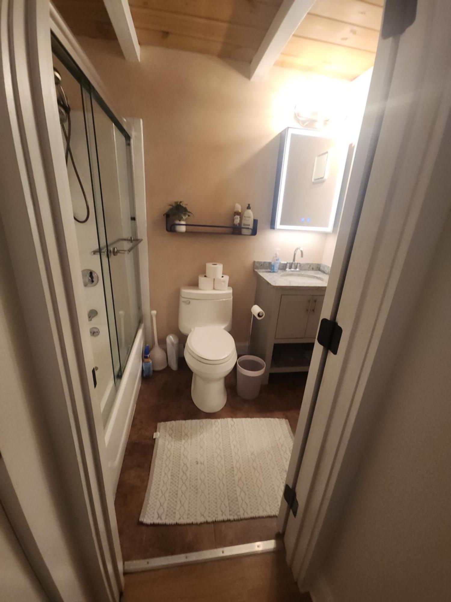 Cozy And Tranquil 1-Bedroom Condo With Wifi, Ac In Historic Salem Exterior photo